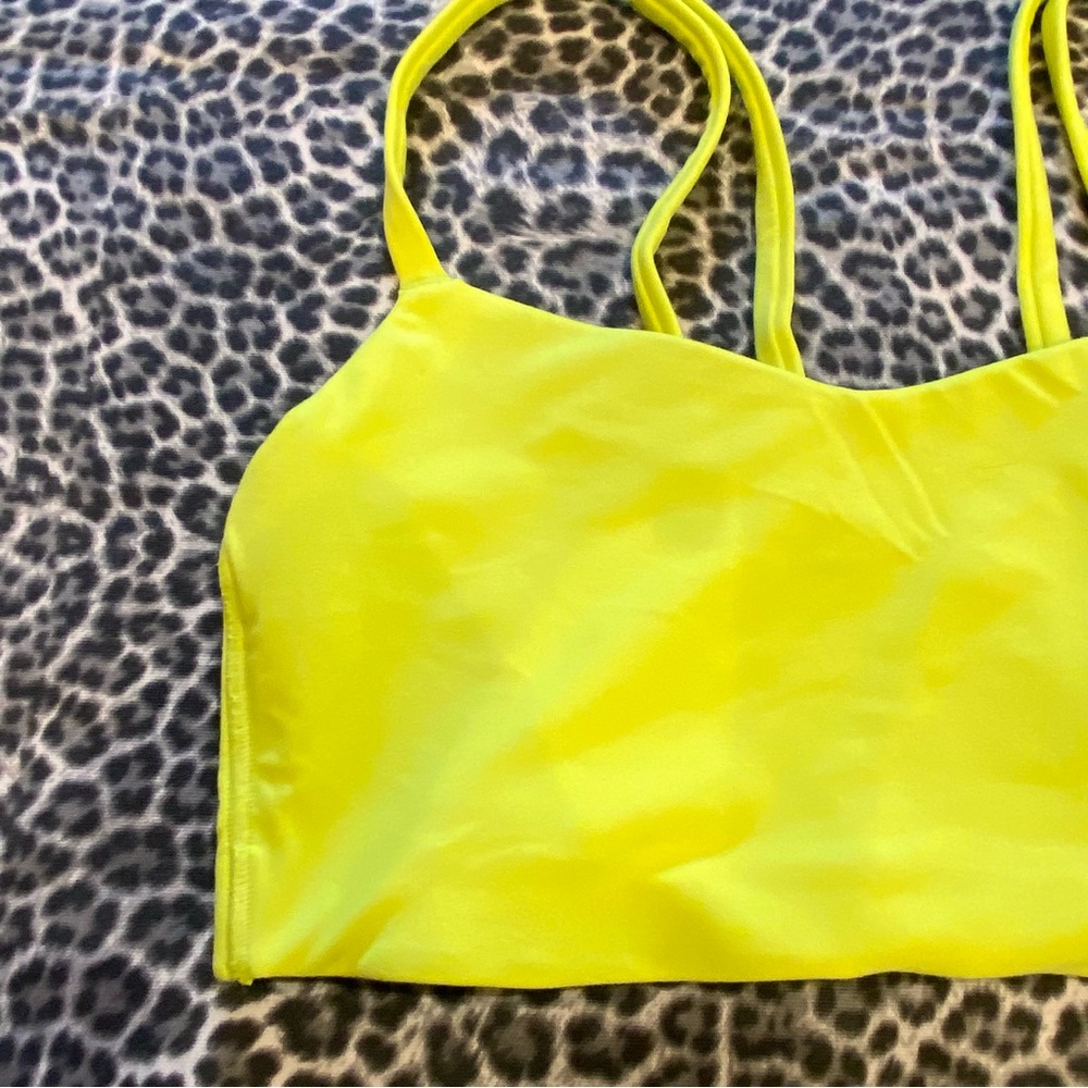 All In Motion Lime Green Leggings Sports Bra Ultra High Rise Everyday Soft NWT - Picture 9 of 15